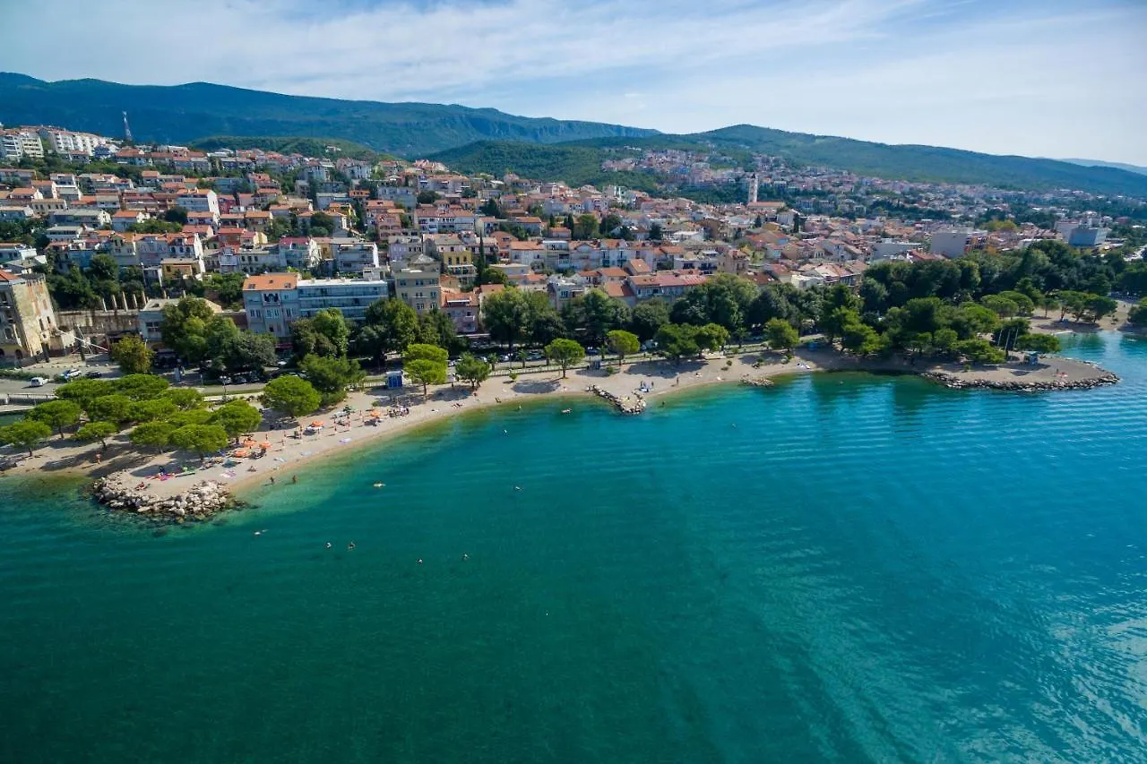 Apartments Villa 7 Crikvenica 0*,