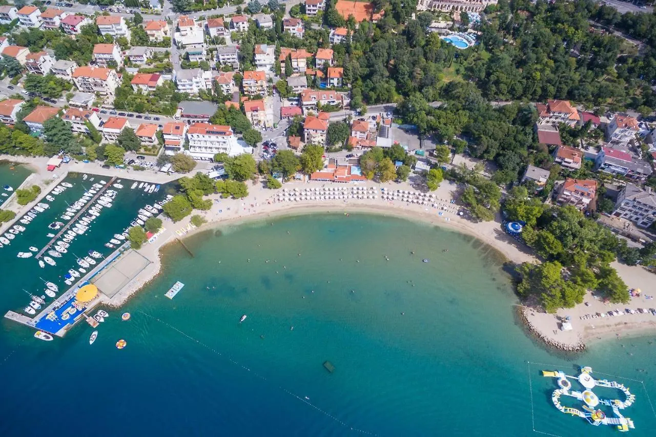 Apartments Villa 7 Crikvenica