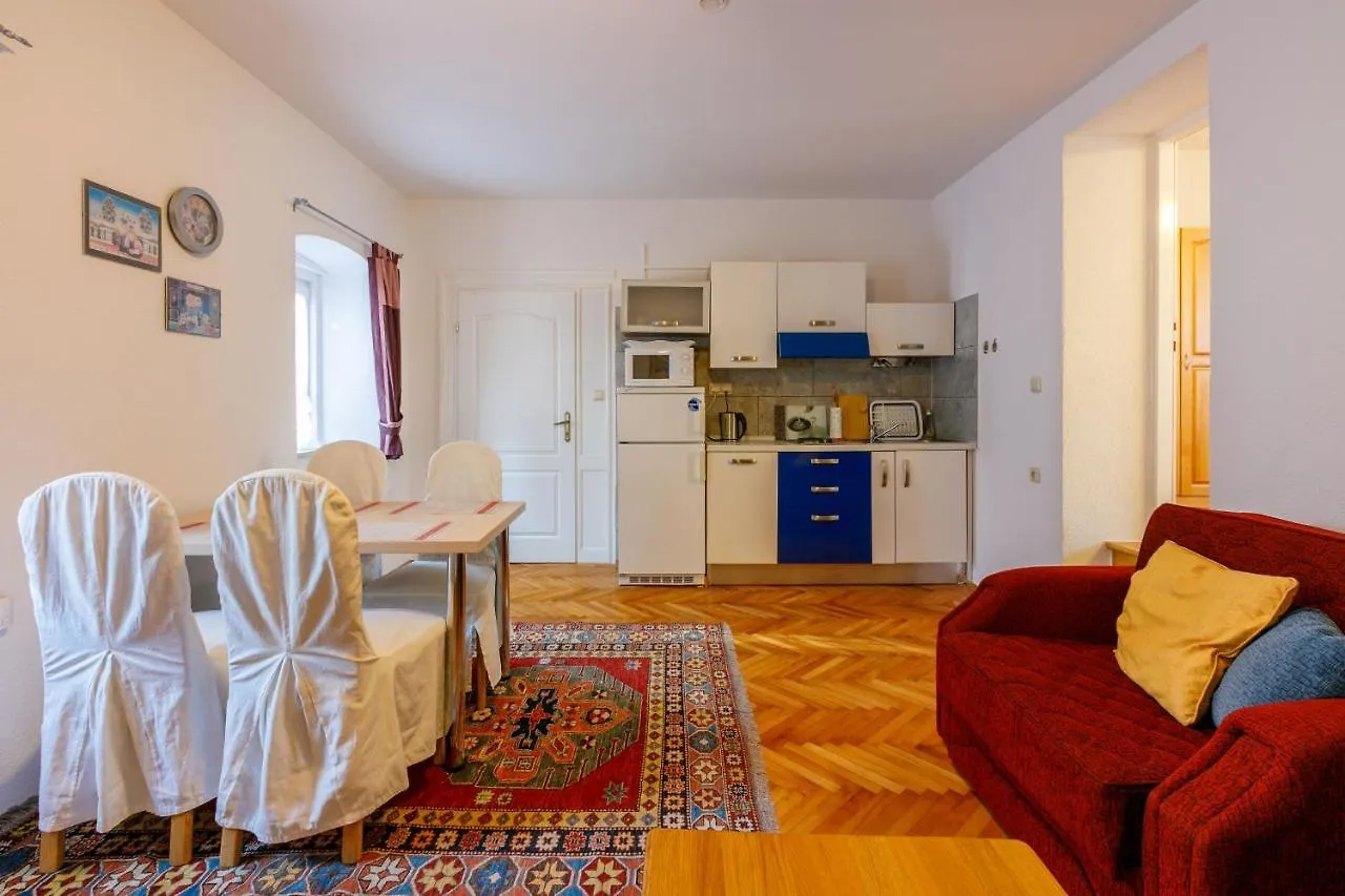 Apartments Villa 7 Crikvenica 0*,  Croatia