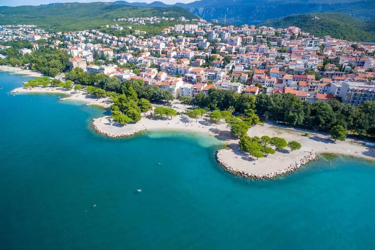 Apartments Villa 7 Crikvenica