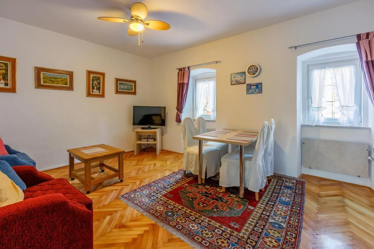 Apartments Villa 7 Crikvenica