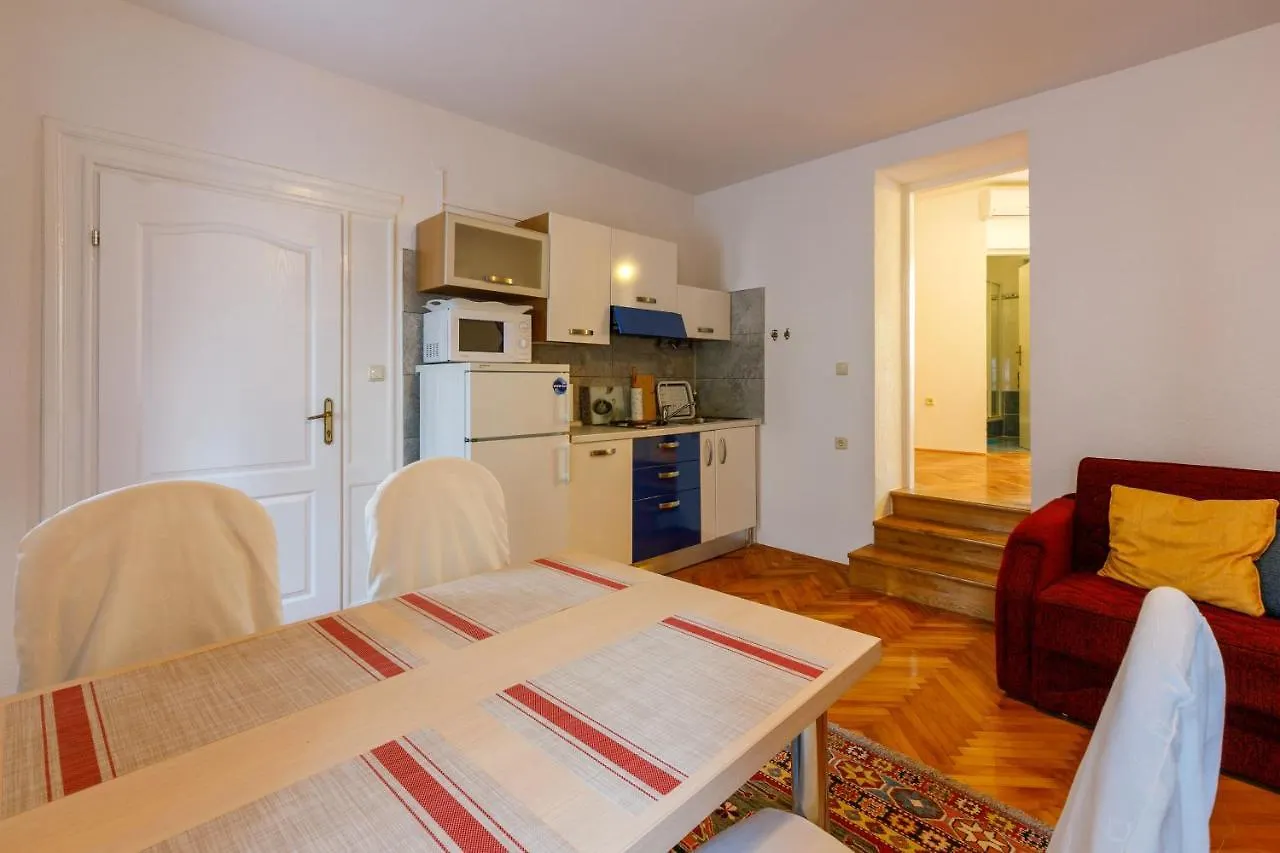 Apartments Villa 7 Crikvenica